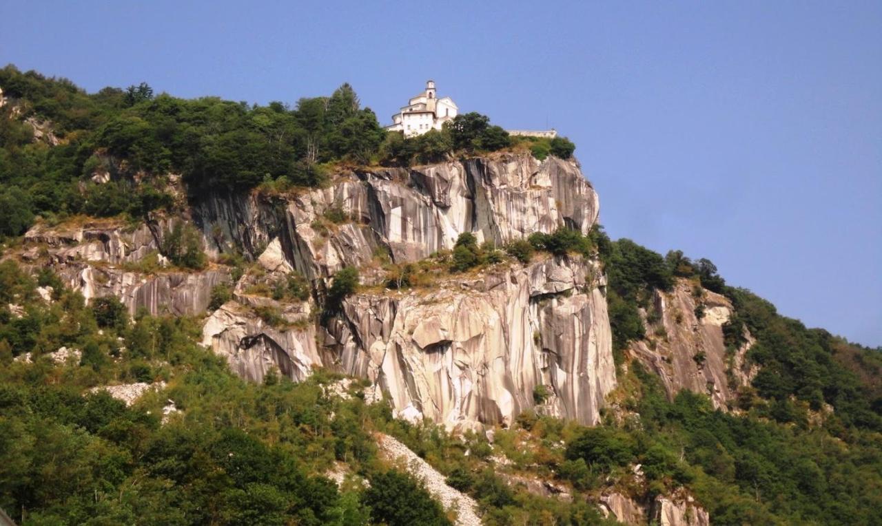 Casa Liviya - Appartamento Con Vista Lago Madonna Del Sasso Exteriör bild